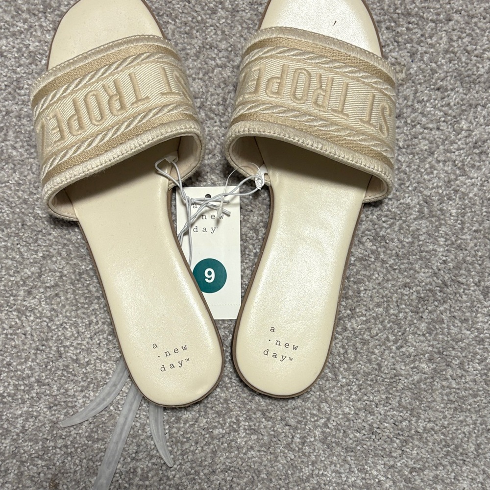 A New Day Women's Tan Slide Sandals